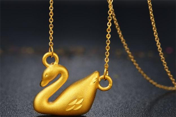 金項鏈應(yīng)該怎么清洗